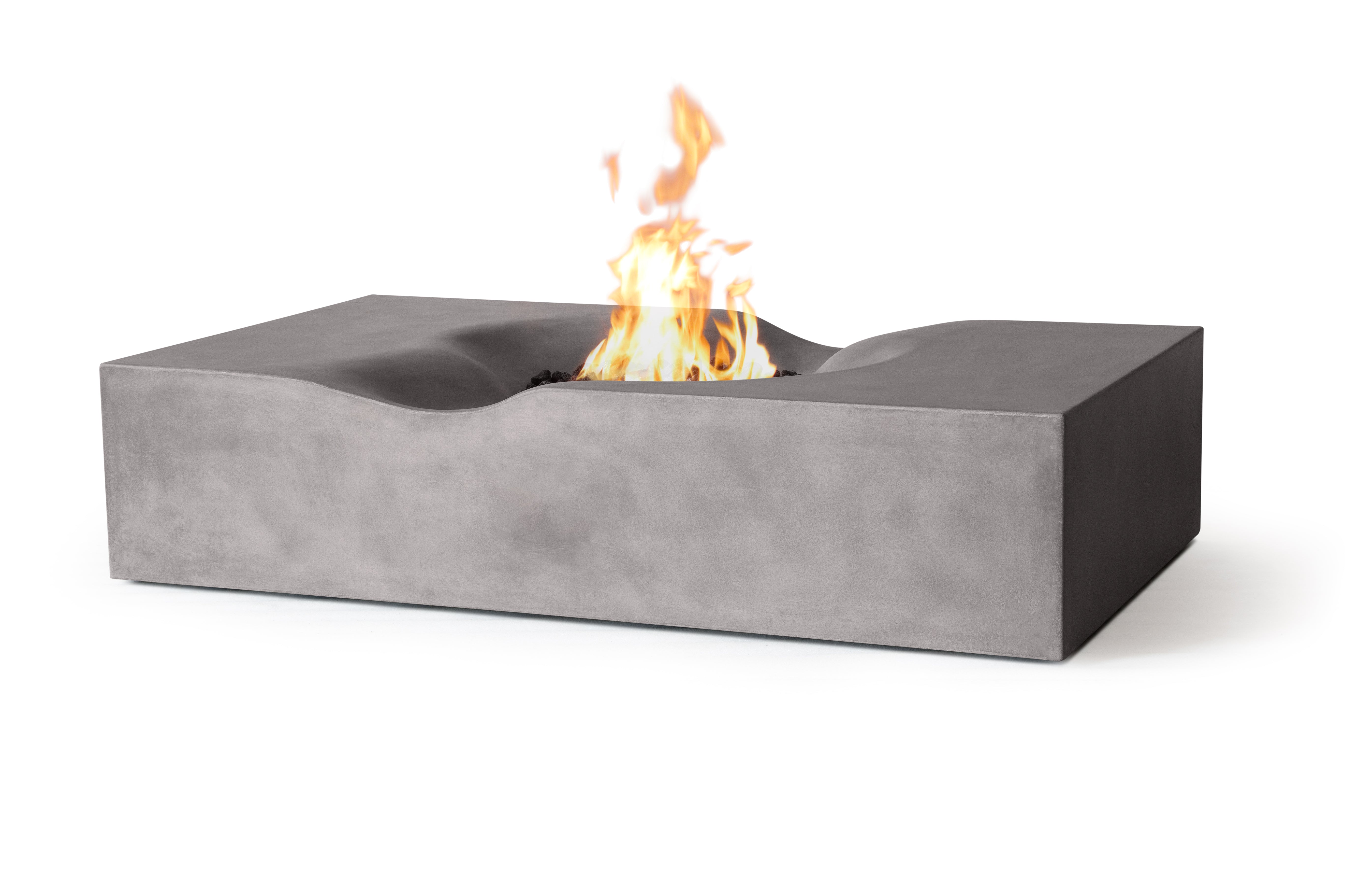 VENICE FIRE TABLE 60" x 34"